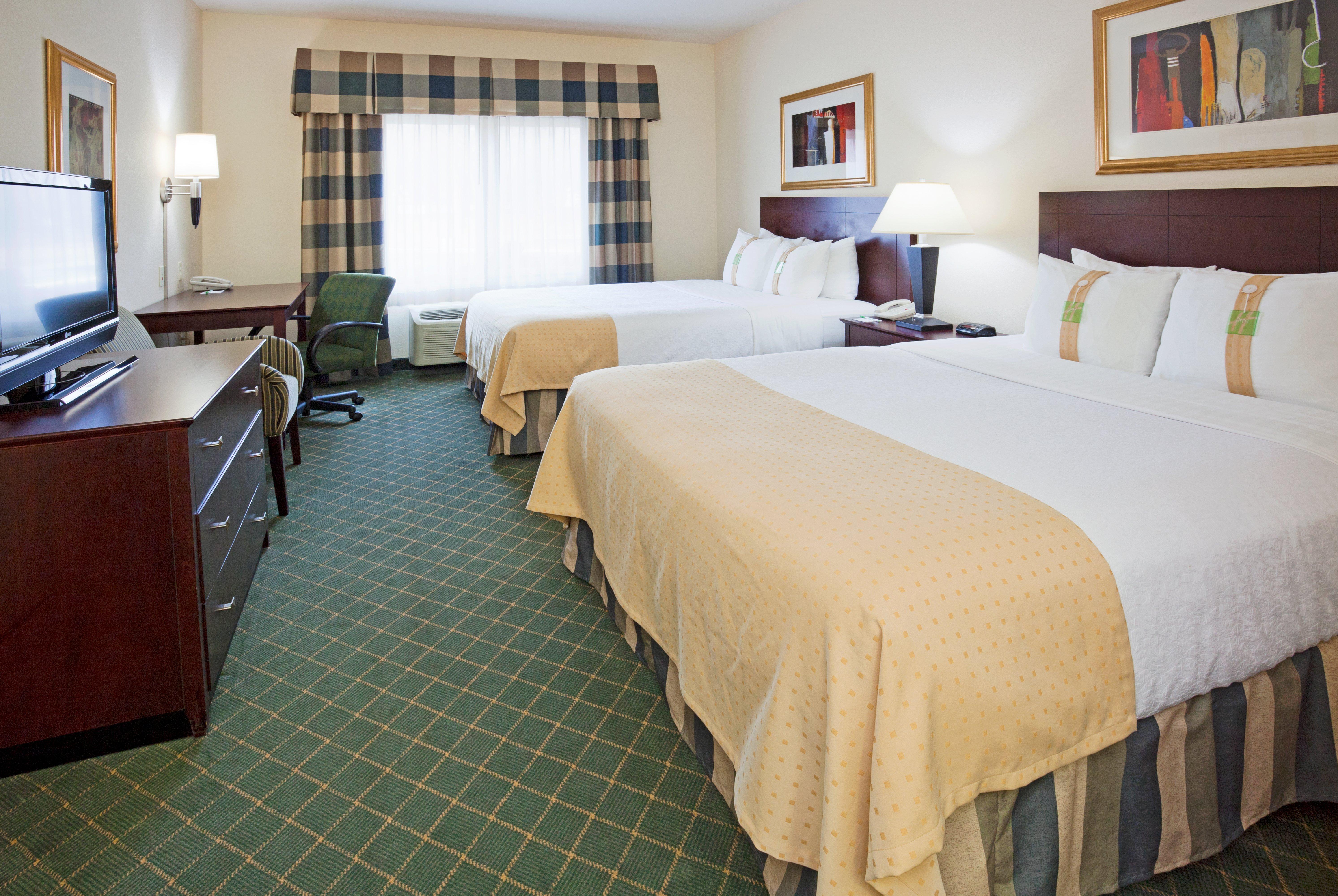Holiday Inn Conference Center Marshfield, An Ihg Hotel Exterior photo