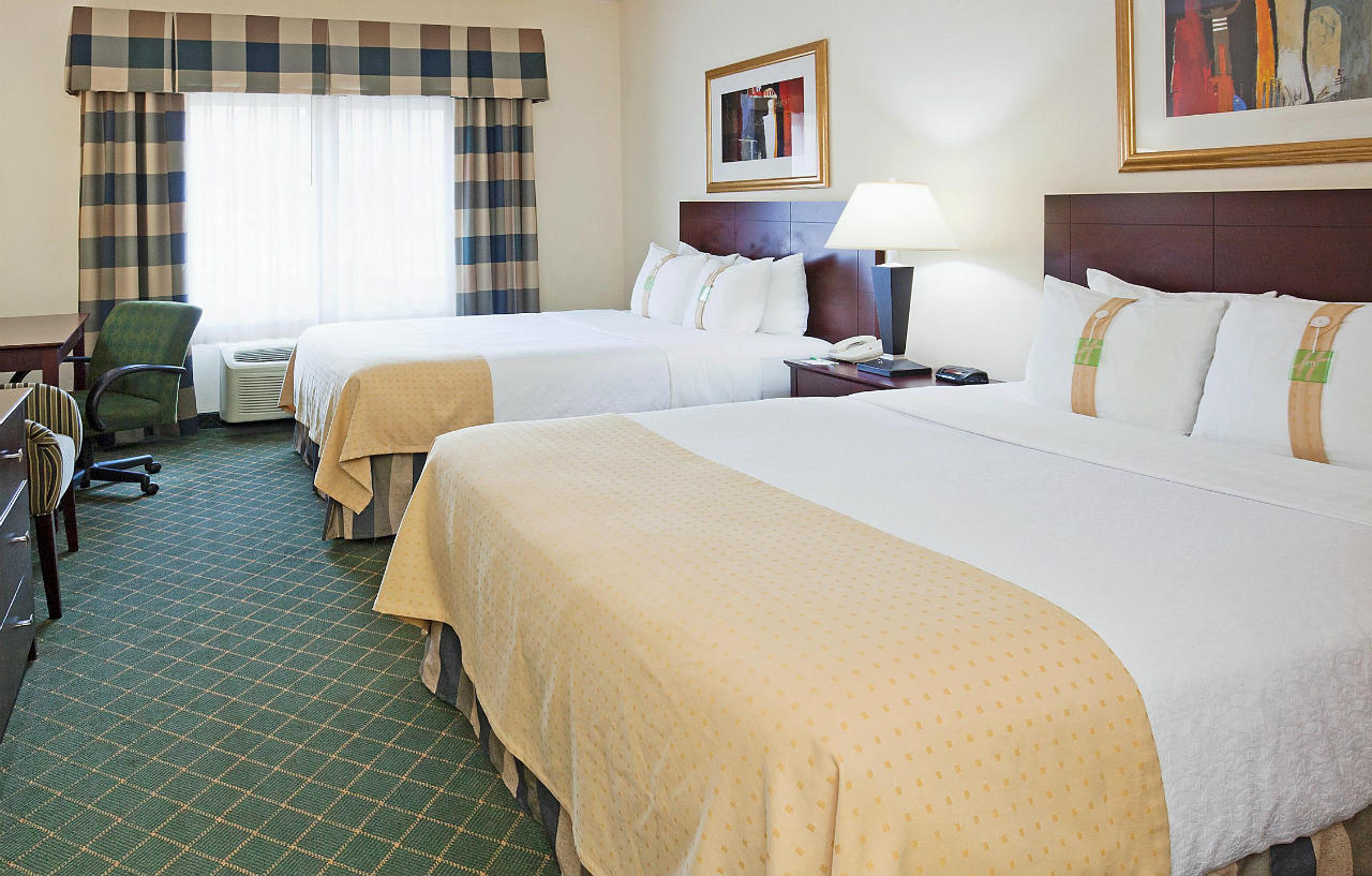 Holiday Inn Conference Center Marshfield, An Ihg Hotel Exterior photo
